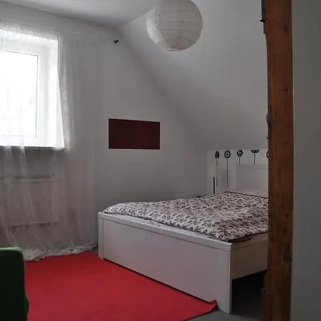 Dom W Sadzie Goscinne Guest house